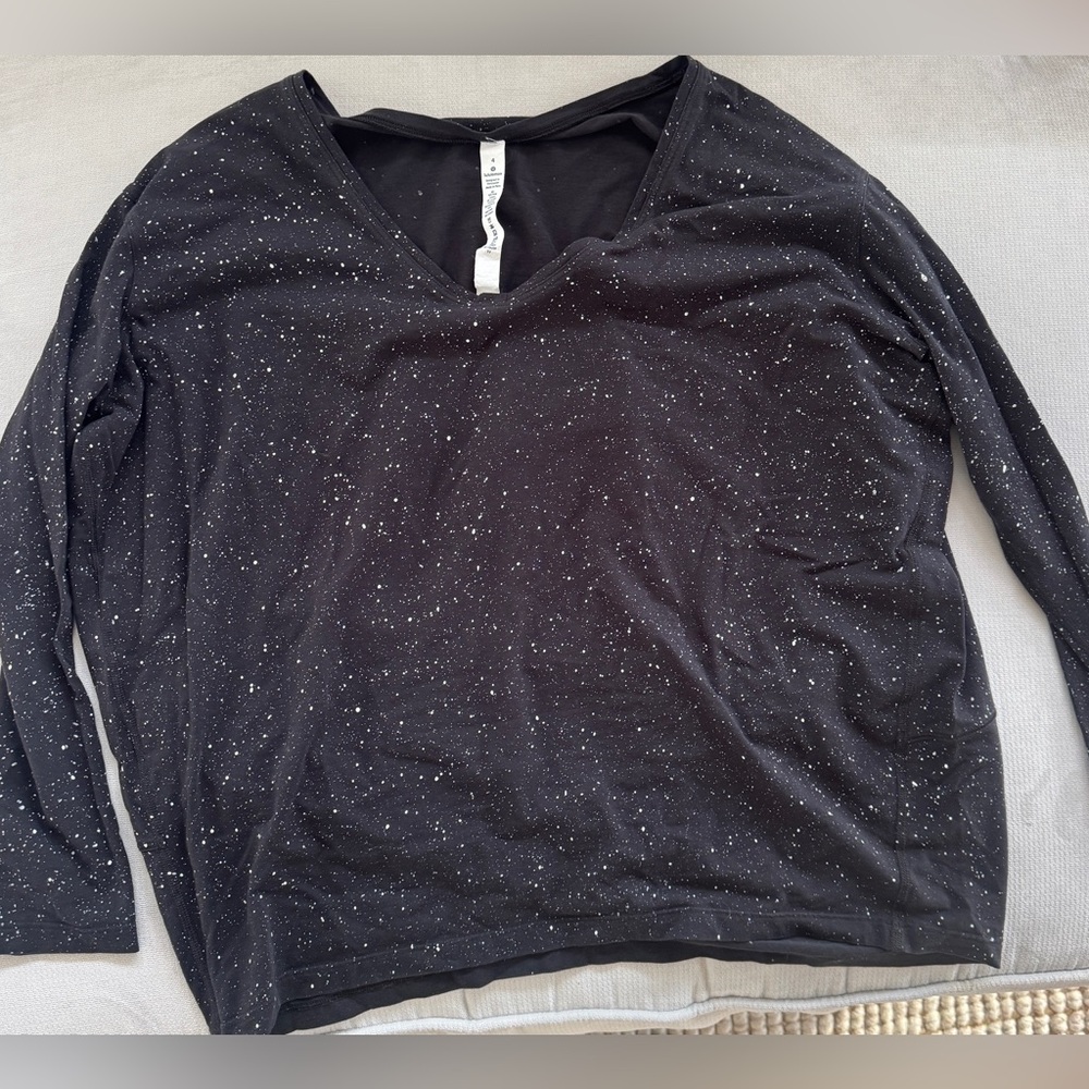 Lululemon athletica Back in Action Speckled Black Long Sleeve Top Women Size 4 - Picture 2 of 4